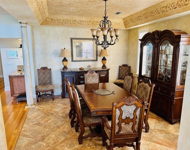 202 Sand Key Estates Drive - Photo Thumbnail 8