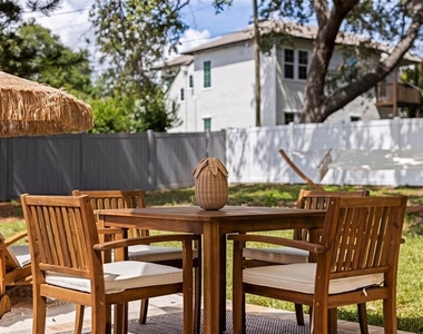 1579 Bayshore Boulevard - Photo Thumbnail 20