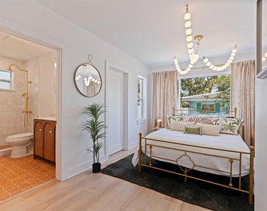 1579 Bayshore Boulevard - Photo Thumbnail 25