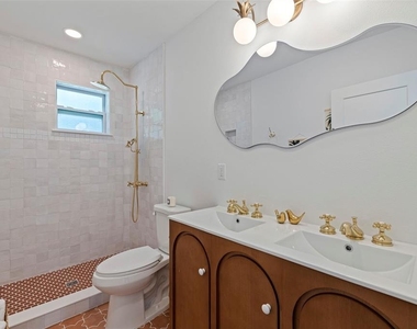 1579 Bayshore Boulevard - Photo Thumbnail 27