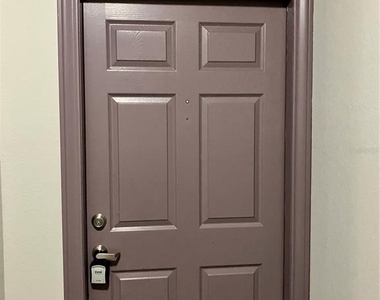 860 N Orange Avenue - Photo Thumbnail 1