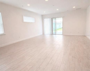 13244 Winterton Lane - Photo Thumbnail 32
