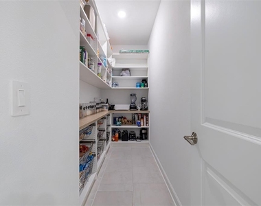 4507 Hillingdam Road - Photo Thumbnail 27
