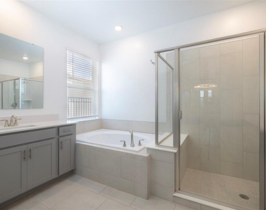 4507 Hillingdam Road - Photo Thumbnail 48