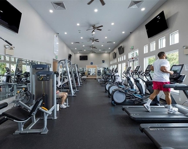 4507 Hillingdam Road - Photo Thumbnail 73