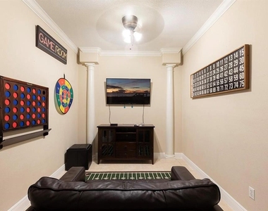 7596 Assembly Lane - Photo Thumbnail 4