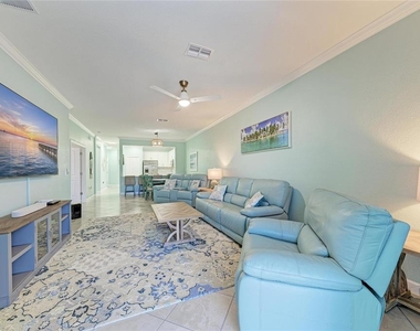 8613 Seasalt Loop - Photo Thumbnail 21