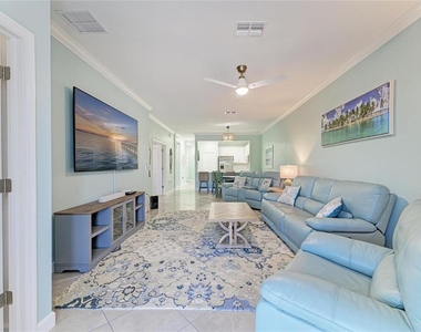 8613 Seasalt Loop - Photo Thumbnail 20