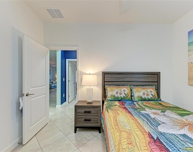 8613 Seasalt Loop - Photo Thumbnail 42
