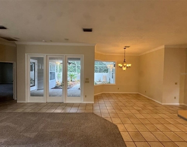 4404 Sw 91st Drive - Photo Thumbnail 3