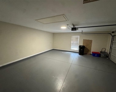4404 Sw 91st Drive - Photo Thumbnail 15