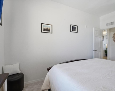 8105 Grand Estuary Trail - Photo Thumbnail 17