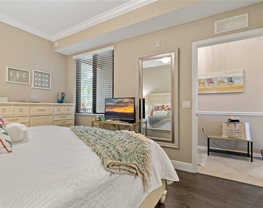 7015 River Hammock Drive - Photo Thumbnail 14