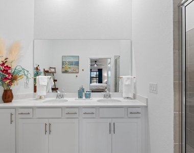 12440 Wellen Golf Street - Photo Thumbnail 23