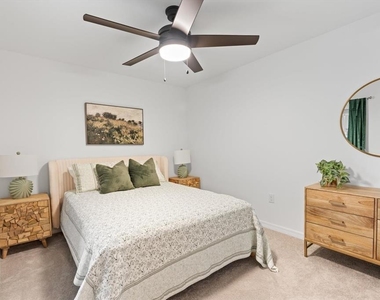 12440 Wellen Golf Street - Photo Thumbnail 27
