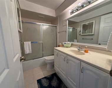 3330 Gulf Of Mexico Drive - Photo Thumbnail 9