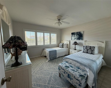 3330 Gulf Of Mexico Drive - Photo Thumbnail 10