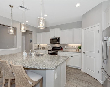 11616 Golden Bay Place - Photo Thumbnail 18