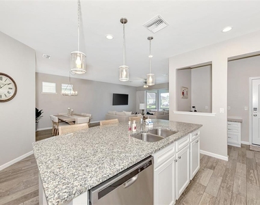 11616 Golden Bay Place - Photo Thumbnail 24