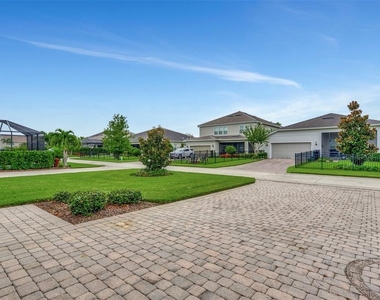 11616 Golden Bay Place - Photo Thumbnail 1