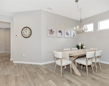 11616 Golden Bay Place - Photo Thumbnail 13
