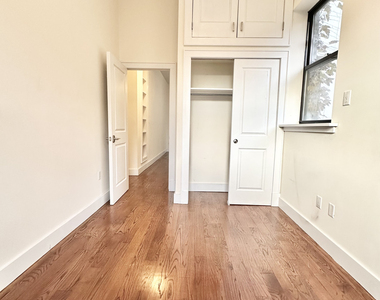 West 78th Street - Photo Thumbnail 5