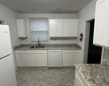 1 Farnsworth Street - Photo Thumbnail 2