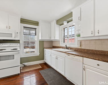 263 Seymour Road - Photo Thumbnail 4