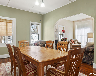 263 Seymour Road - Photo Thumbnail 3