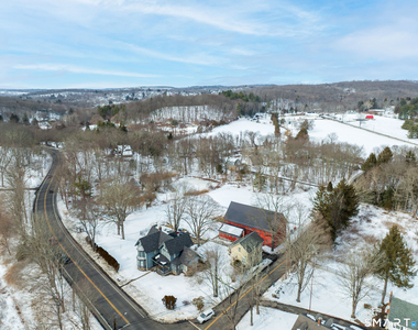263 Seymour Road - Photo Thumbnail 10
