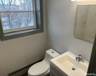 32 Cook Avenue - Photo Thumbnail 12