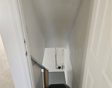 812 Westbury Rd - Photo Thumbnail 21