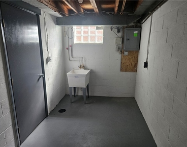 812 Westbury Rd - Photo Thumbnail 22