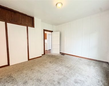 604 Center Ave - Photo Thumbnail 11