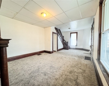 604 Center Ave - Photo Thumbnail 5