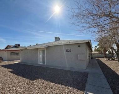 4220 Stewart Avenue - Photo Thumbnail 8