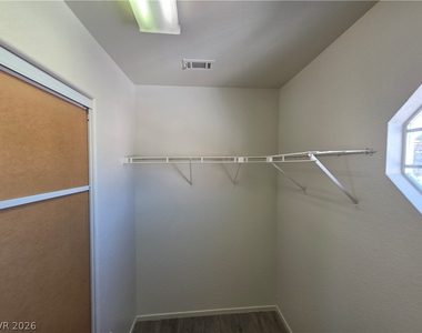 8829 Cornwall Glen Avenue - Photo Thumbnail 27