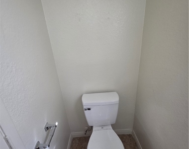 8829 Cornwall Glen Avenue - Photo Thumbnail 66