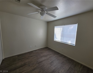 8829 Cornwall Glen Avenue - Photo Thumbnail 39