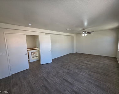 8829 Cornwall Glen Avenue - Photo Thumbnail 19