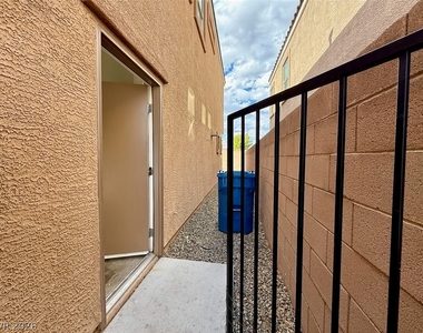 389 Wilford Springs Street - Photo Thumbnail 69
