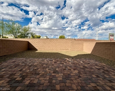 389 Wilford Springs Street - Photo Thumbnail 72