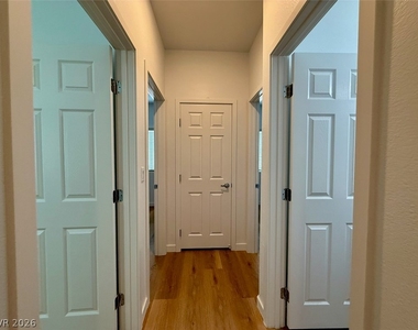 389 Wilford Springs Street - Photo Thumbnail 45