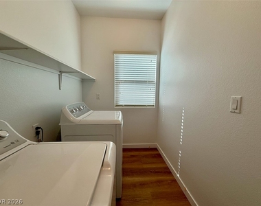 389 Wilford Springs Street - Photo Thumbnail 62
