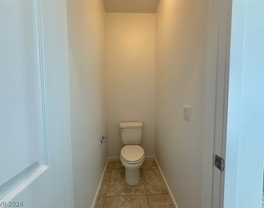389 Wilford Springs Street - Photo Thumbnail 41