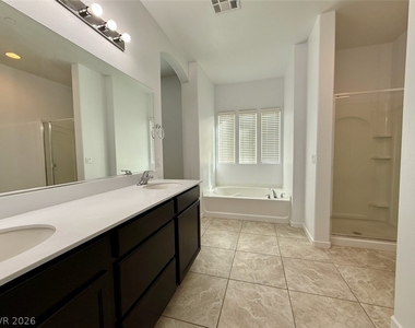 389 Wilford Springs Street - Photo Thumbnail 39