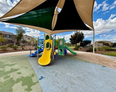 389 Wilford Springs Street - Photo Thumbnail 83