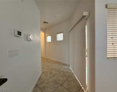 389 Wilford Springs Street - Photo Thumbnail 24