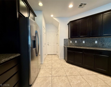 389 Wilford Springs Street - Photo Thumbnail 18
