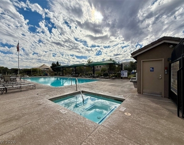 389 Wilford Springs Street - Photo Thumbnail 79